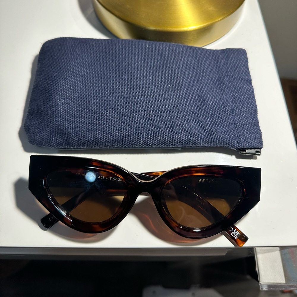 Le Specs Tortoiseshell Cat Eye Sunglasses with Brown Lenses